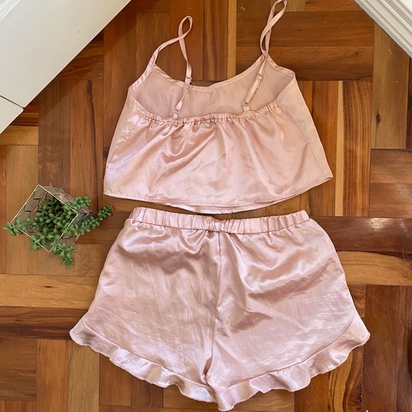 BOOHOO Satin pyjamas - Picture 4 of 7